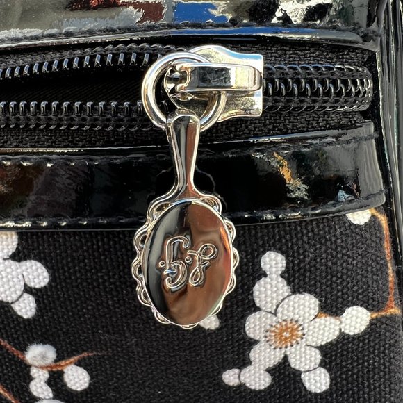 Lulu Guinness Women's Black Twill White Floral Pattern Shoulder Strap Totes Bag - Picture 3 of 12